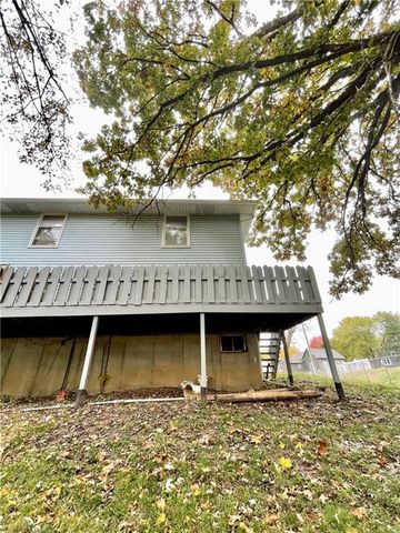 408 E Main Unit 1 & 2 Street, Smithville, MO 64089