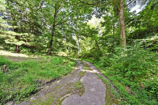 3617 St Rt 222, Batavia Twp, OH 45103