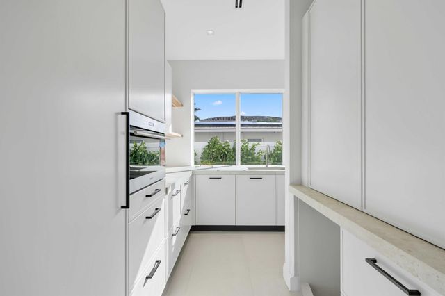 810 NE 70th Street, Boca Raton, FL 33487