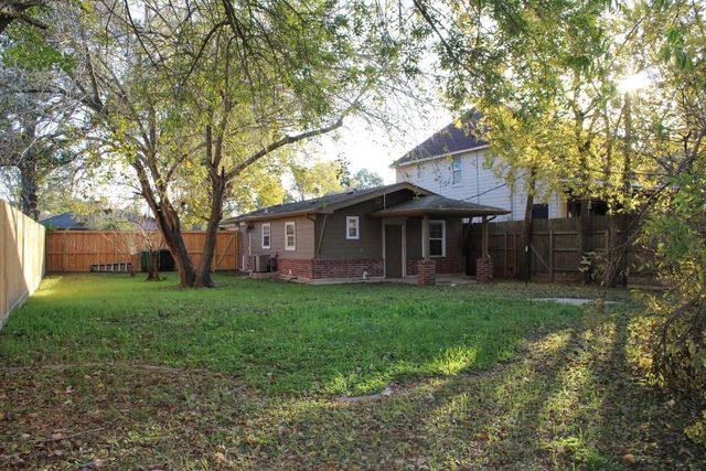 8201 Tareyton Lane, Houston, TX 77075