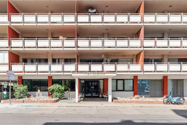 1121 Albion Street 207, Denver, CO 80220