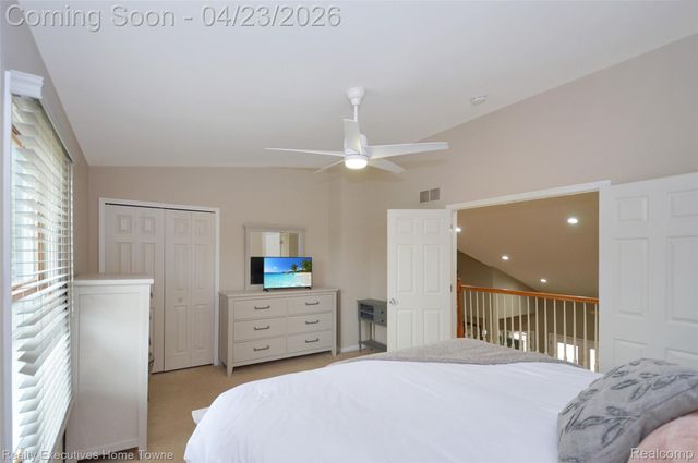 3381 Rockhaven Avenue, Rochester Hills, MI 48309