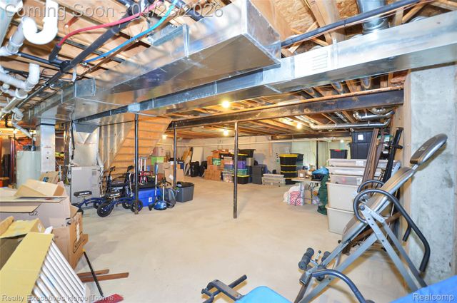 3381 Rockhaven Avenue, Rochester Hills, MI 48309