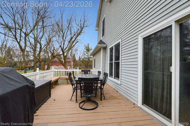 3381 Rockhaven Avenue, Rochester Hills, MI 48309