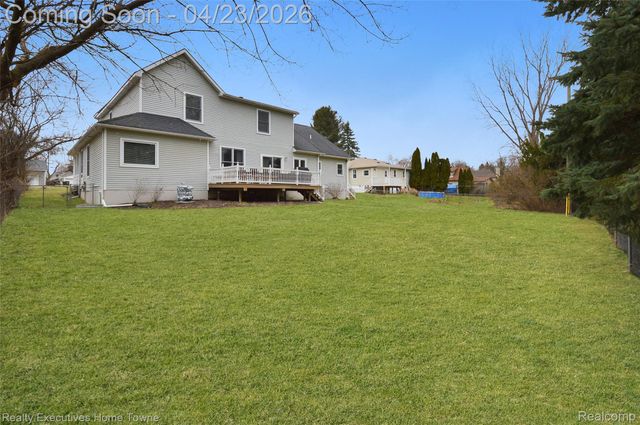 3381 Rockhaven Avenue, Rochester Hills, MI 48309