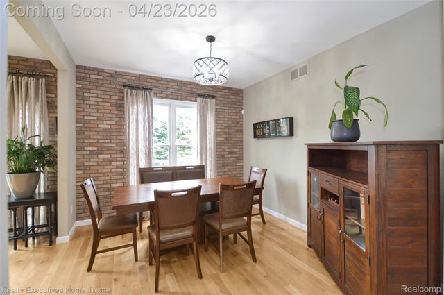 3381 Rockhaven Avenue, Rochester Hills, MI 48309
