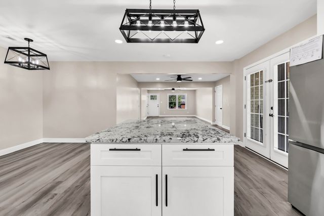 3909 Tanglewood Dr, Hopkinsville, KY 42240