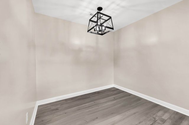 3909 Tanglewood Dr, Hopkinsville, KY 42240