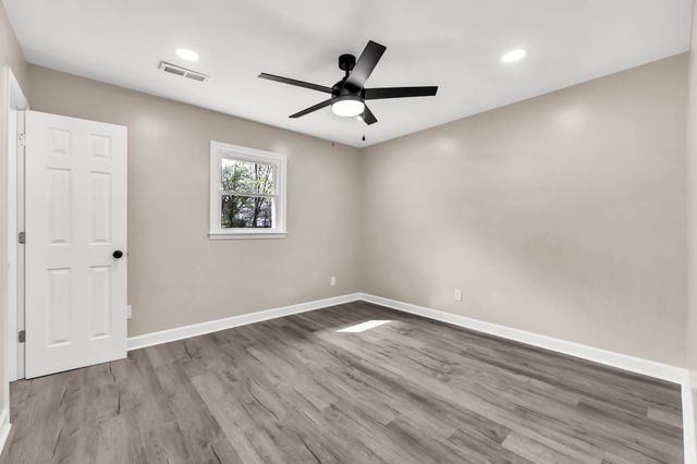 3909 Tanglewood Dr, Hopkinsville, KY 42240