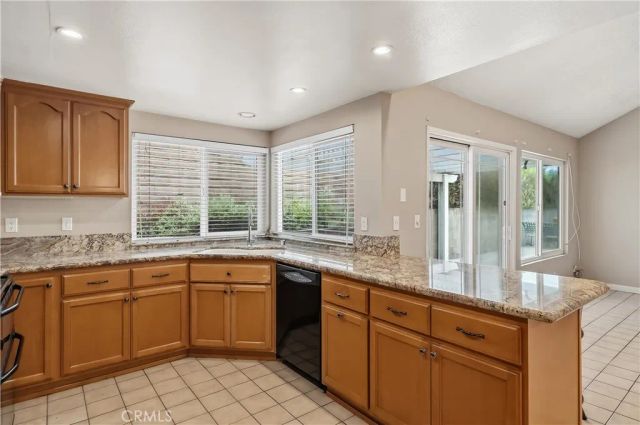 437 S 3rd Avenue, La Puente, CA 91746