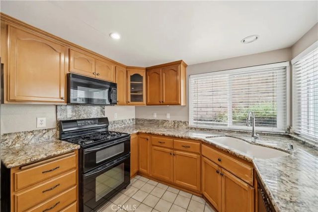 437 S 3rd Avenue, La Puente, CA 91746
