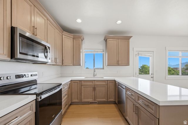 5184 W WINDOM RD, Herriman, UT 84096