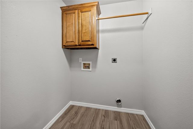 8 Faye Lane, Bella Vista, AR 72714