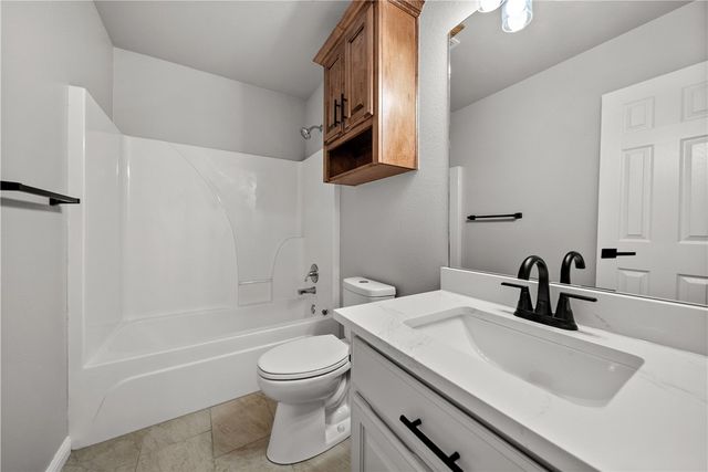 8 Faye Lane, Bella Vista, AR 72714