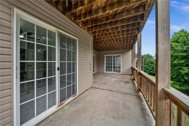 8 Faye Lane, Bella Vista, AR 72714