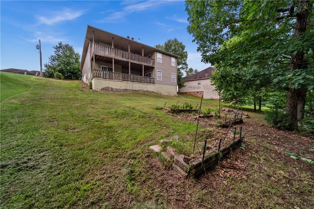 8 Faye Lane, Bella Vista, AR 72714