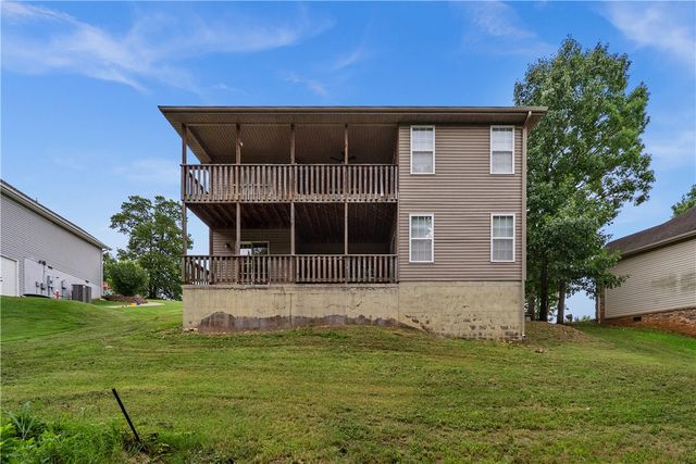 8 Faye Lane, Bella Vista, AR 72714