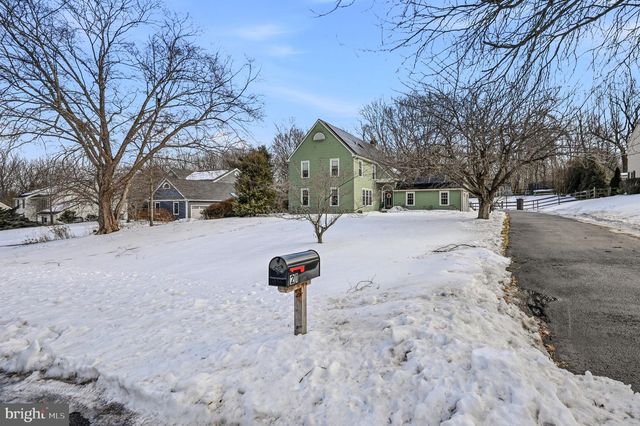 21 FARMINGDALE LN, Newark, DE 19711