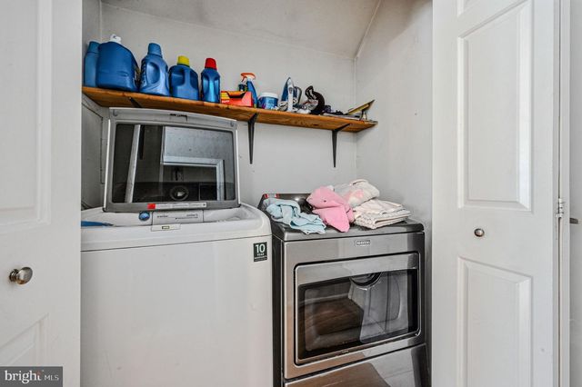 21 FARMINGDALE LN, Newark, DE 19711