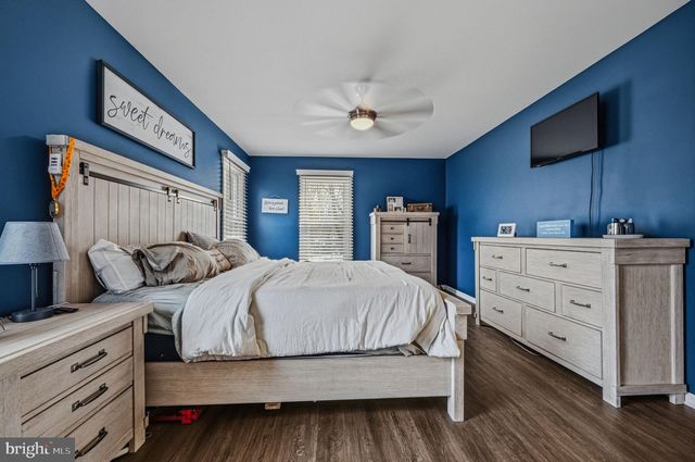 21 FARMINGDALE LN, Newark, DE 19711