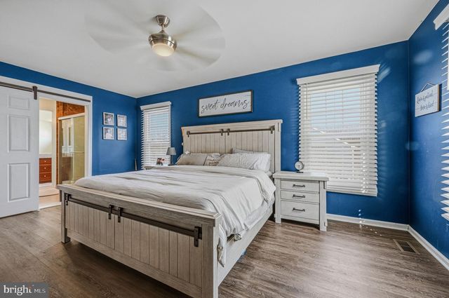 21 FARMINGDALE LN, Newark, DE 19711