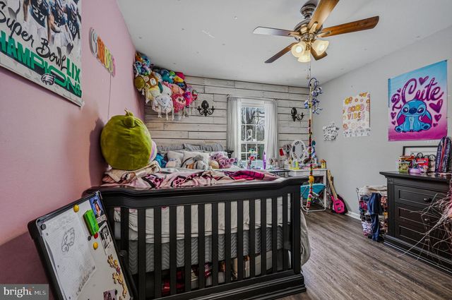 21 FARMINGDALE LN, Newark, DE 19711