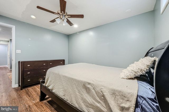 21 FARMINGDALE LN, Newark, DE 19711