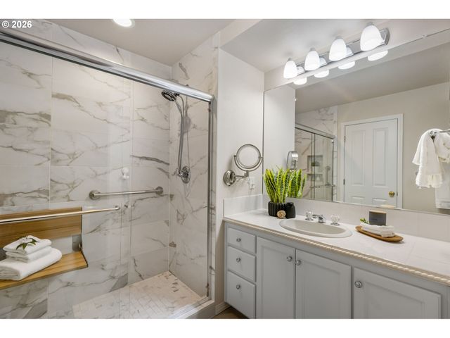 15424 Nw TEE Ct, Portland, OR 97229