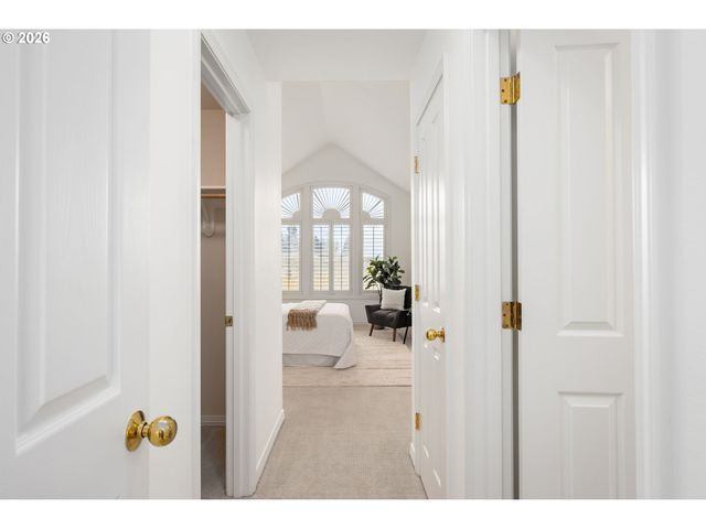 15424 Nw TEE Ct, Portland, OR 97229