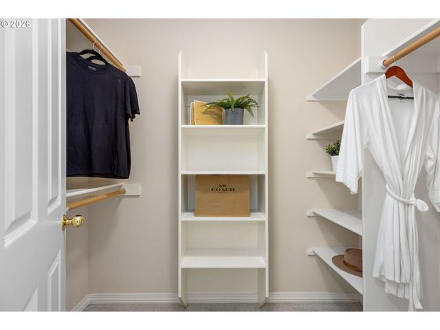 15424 Nw TEE Ct, Portland, OR 97229