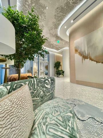 77 SE 5TH STREET 2905, Miami, FL 33131