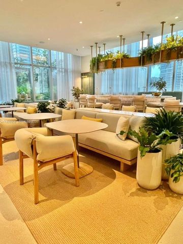 77 SE 5TH STREET 2905, Miami, FL 33131