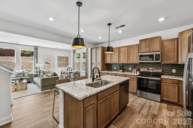7567 Ethora Way 37, Charlotte, NC 28216