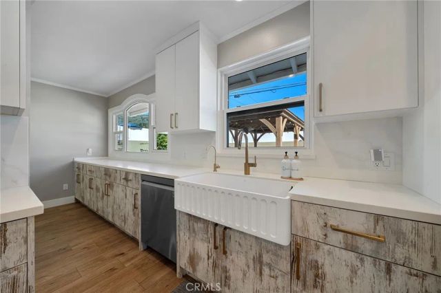 112 S Hacienda, Glendora, CA 91741