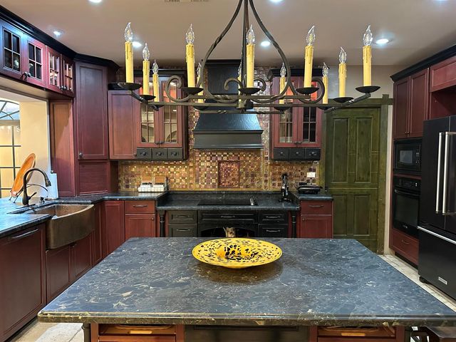 4200 N Surf Road, Hollywood, FL 33019