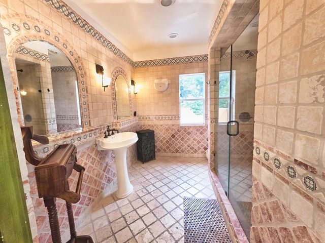 4200 N Surf Road, Hollywood, FL 33019