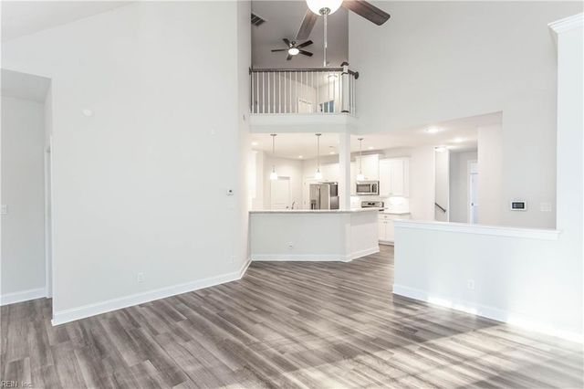 126 Creek Front LN, Suffolk, VA 23435