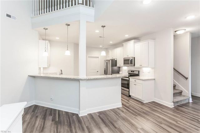 126 Creek Front LN, Suffolk, VA 23435