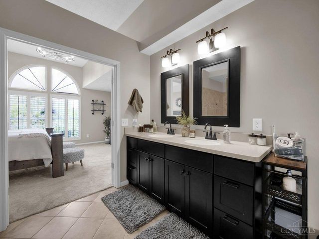 4120 E Village Drive, Mason, OH 45040