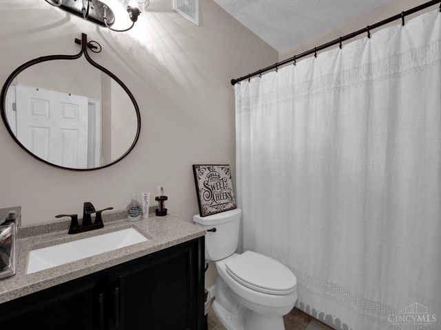 4120 E Village Drive, Mason, OH 45040
