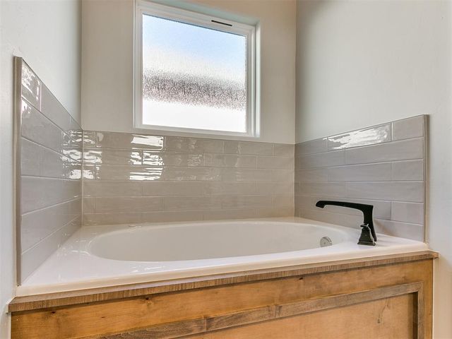 13404 Lisbon Avenue, Oklahoma City, OK 73170