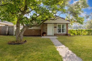 17157 Chicago Avenue, Lansing, IL 60438