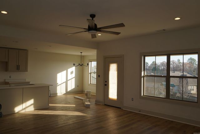 3121 Sistine Chapel Cir, Jonesboro, AR 72404