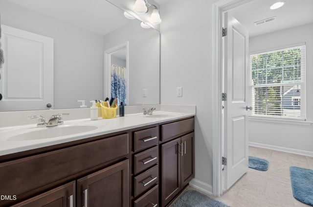 334 Stonehouse Drive, Apex, NC 27523