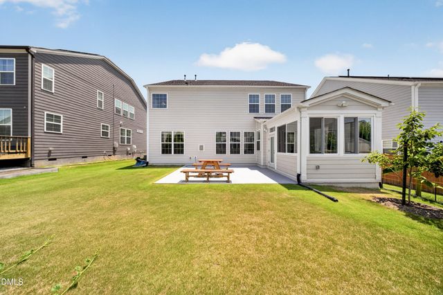334 Stonehouse Drive, Apex, NC 27523