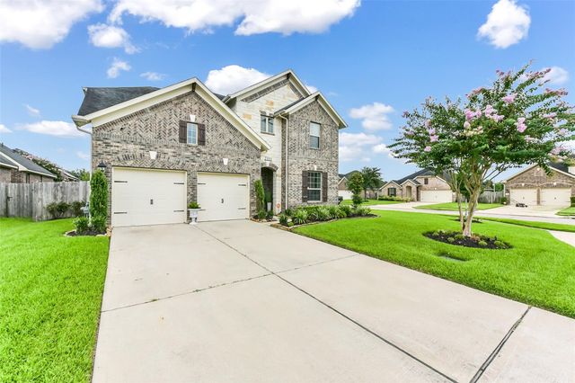 2111 Scissor Tail Road, Pearland, TX 77581