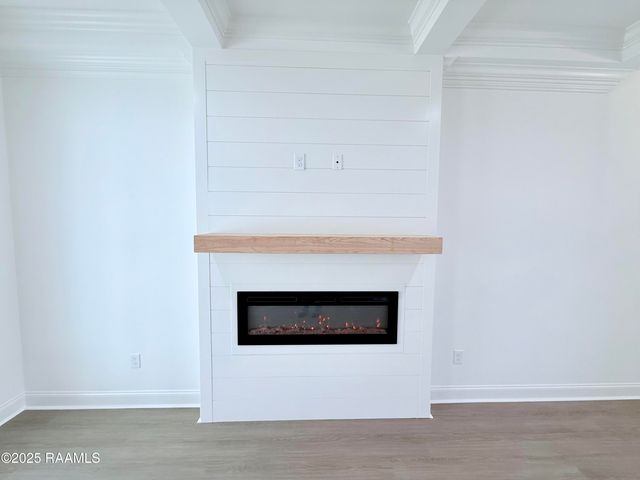 102 Berchman Oaks Drive, Lafayette, LA 70506