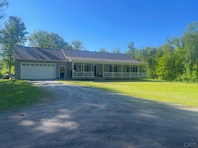 8 Brackett Road, Hannibal, NY 13074