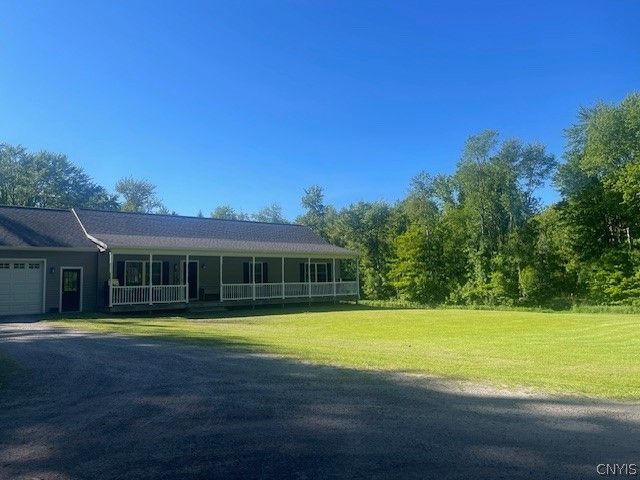 8 Brackett Road, Hannibal, NY 13074