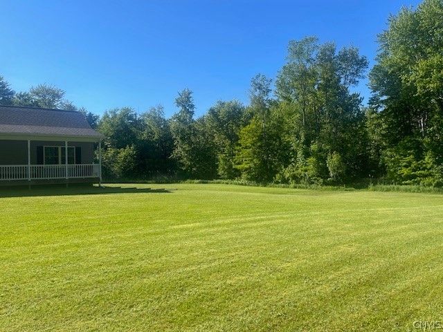 8 Brackett Road, Hannibal, NY 13074